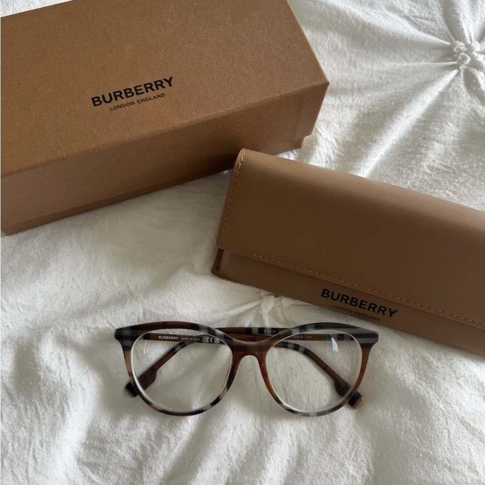 Burberry Eyeglasses frame